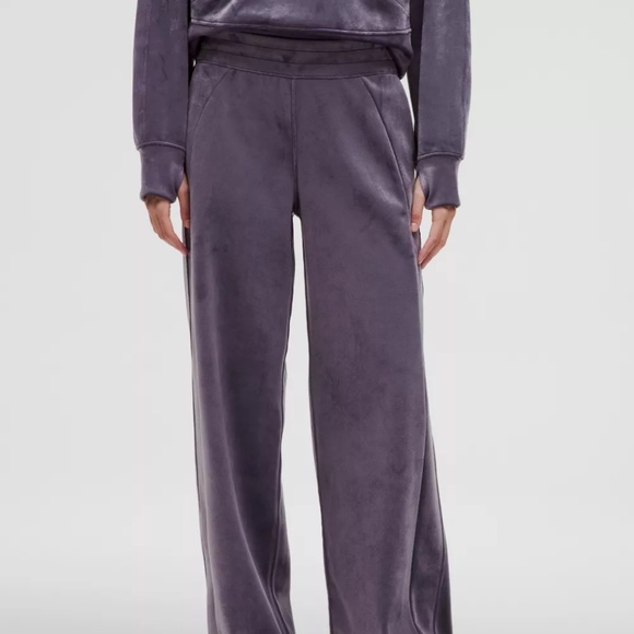 Lululemon Scuba Mid-Rise Wide-Leg Pant Velvet Nightfall Women's Sizes XS & S NWT - Picture 3 of 8